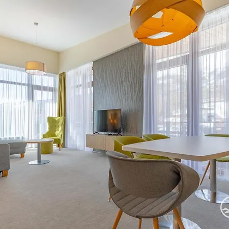 Tatra Senior Lux C413 *